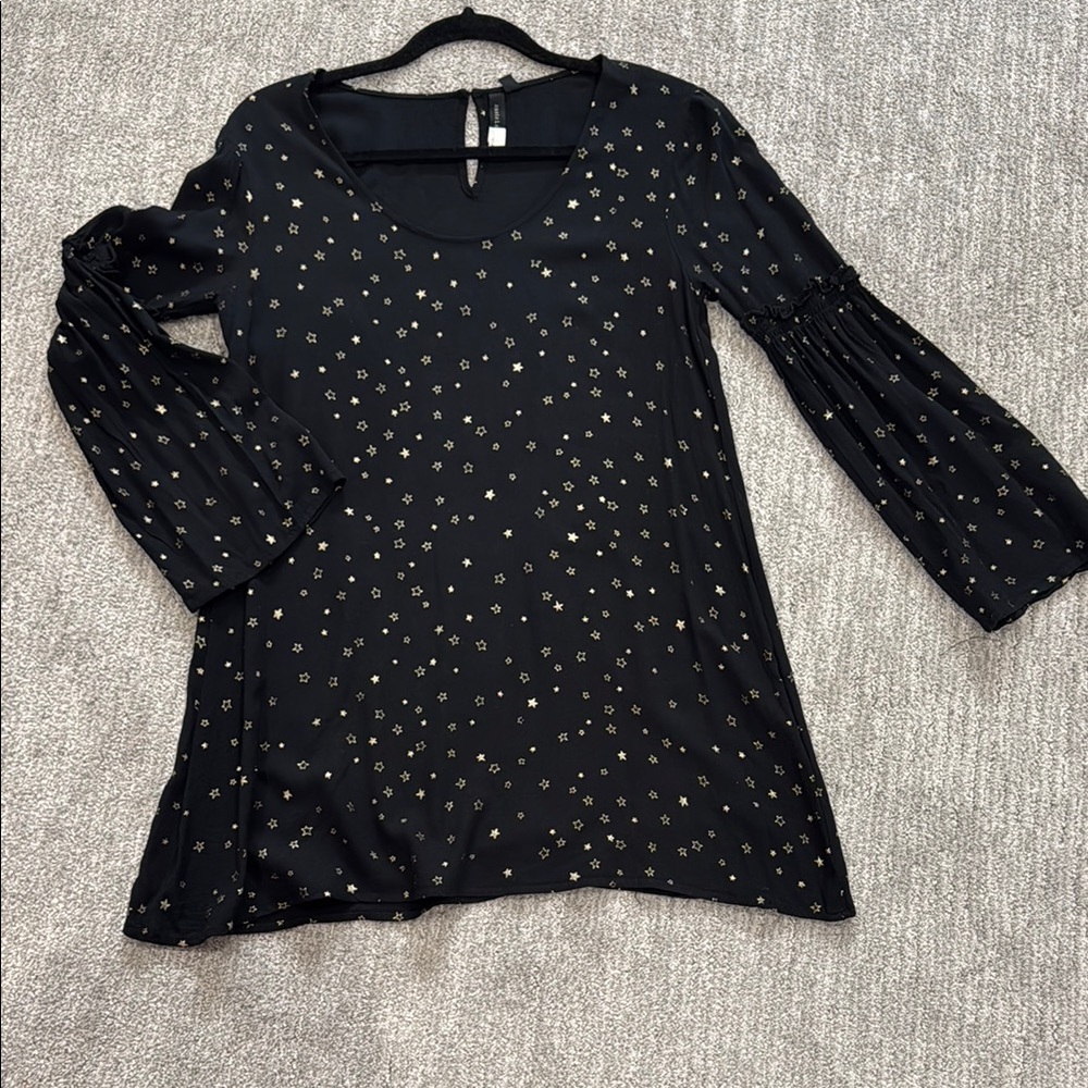 Women's Black and Gold Top